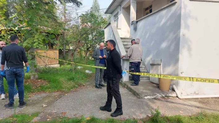 Ziyarete gelen eniştesi evde cansız bedenini buldu
