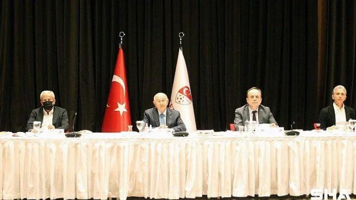 3. Lig kulüp başkanlarından Özdemir'e ziyaret