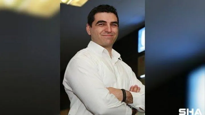 Küresel markaların pazarlama iletişimi stratejisi ve uygulamalarını ele aldılar