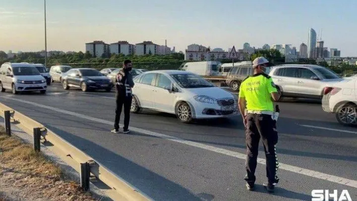 İstanbul'da çakarlı araç denetimi
