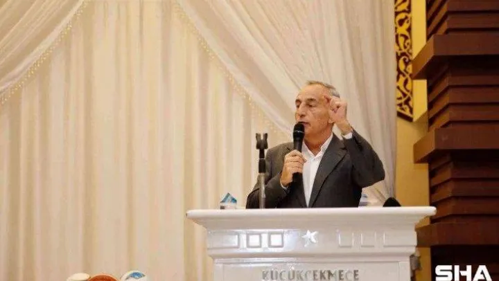 Küçükçekmece'de okul ve amatör spor kulüplerine malzeme desteği