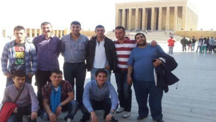 Ak Gençlik Anıtkabir'i ziyaret etti