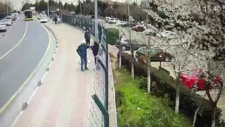 Başakşehir'de okuldan çıkan kız çocuğunu taciz eden yaşlı adam yakalandı