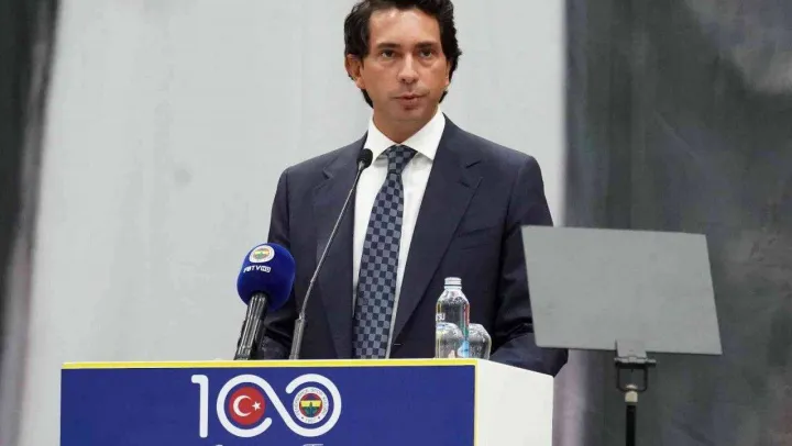 Burak Kızılhan: 'Futbol takımımız camiamızı çok mutlu eden bir performans gösterdi'