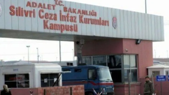 CHP'li vekillerden Silivri'ye ziyaret