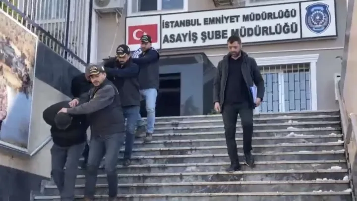 İstanbul'da 'polis' yalanıyla dolandırıcılık yapan şüpheliler yakalandı