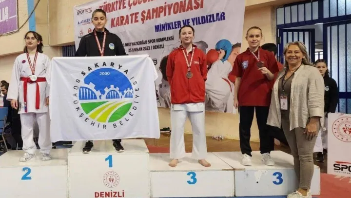 Şampiyon karateci A Milli formayla Karadağ'da tatamiye çıkacak