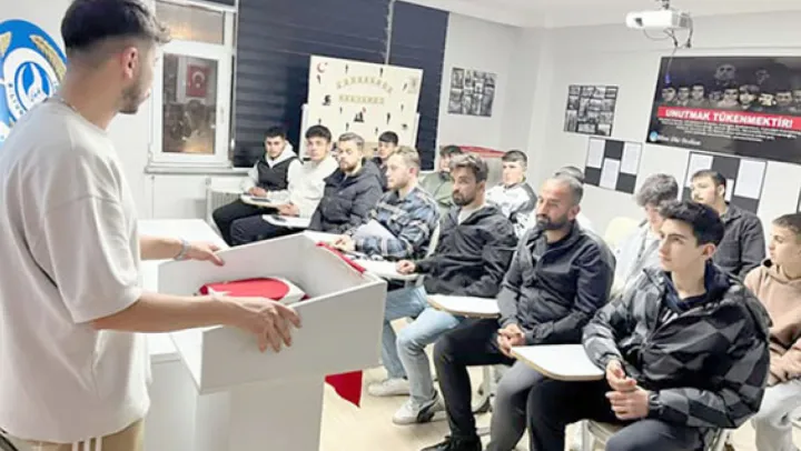 Silivri Ülkü Ocakları'ndan Alparslan Türkeş Anısına Anlamlı Seminer