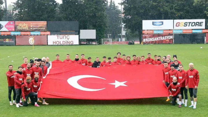 Süper Lig kulüplerinden 19 Mayıs mesajları