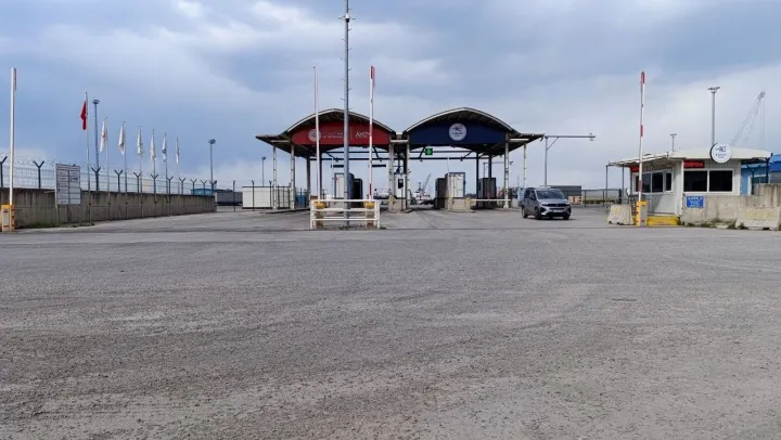 Tır sürücüsünü bıçaklayarak öldüren gemi personeli tutuklandı