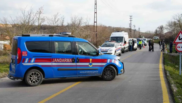 Traktörün altında kalan çiftçi hayatını kaybetti