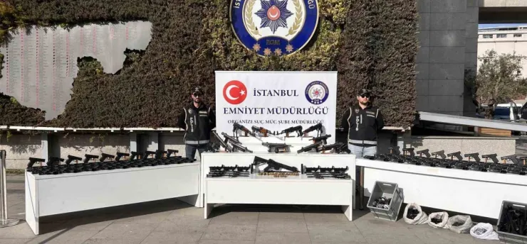 İstanbul'da son bir ayda sokak çetelerine operasyon: 145 gözaltı