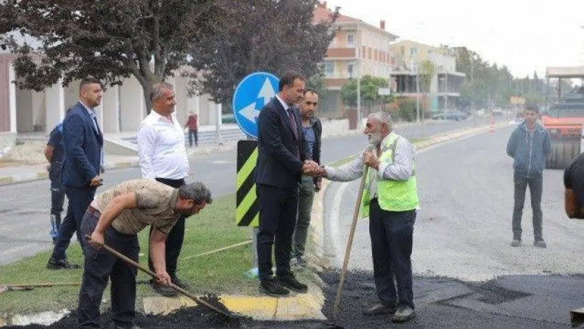 Asfalt Çalışmaları ile Silivri Köşe Bucak Yenileniyor