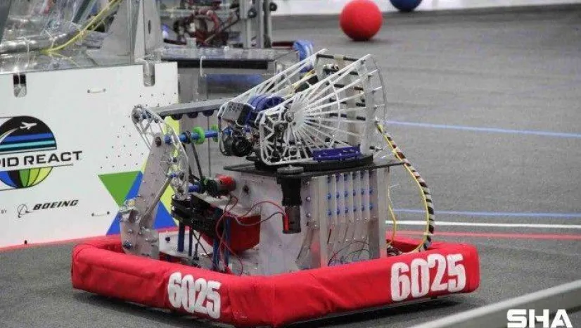 Robotlar Amerika için çarpıştı