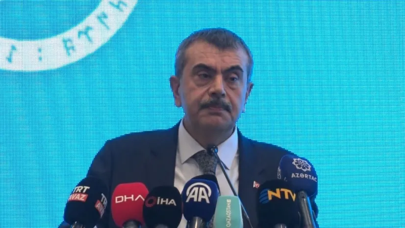 Bakan Tekin: 'Türk dili ve edebiyatından sosyal bilgilere kadar her alanda müfredatımızı inceleyen komisyon kurduk'