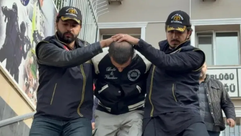 Büyükçekmece'de 3 kişinin öldürüldüğü kanlı cinayetin detayları ortaya çıktı: Şüpheli adliyeye sevk edildi