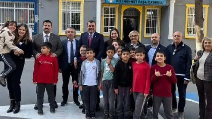 Chp İlçe Başkanlığı, Öğretmenler Günü'nde Eğitimcileri Yalnız Bırakmadı