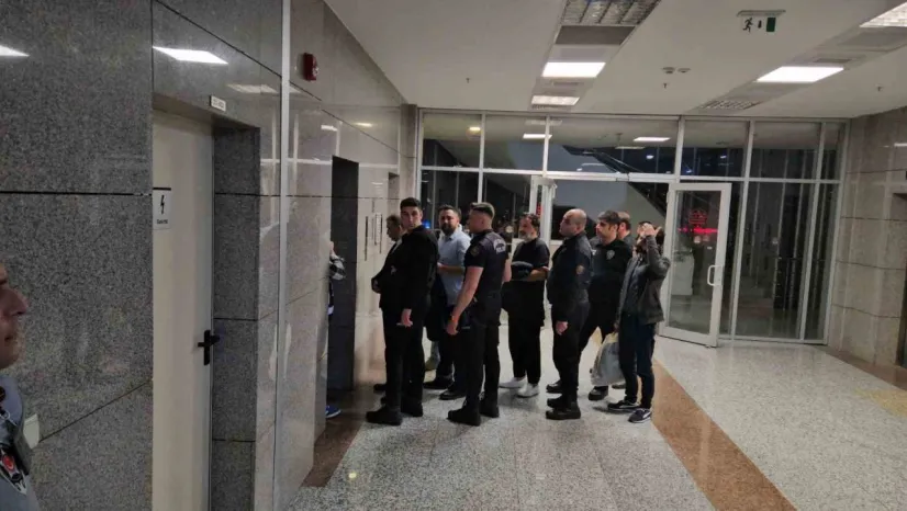 İBB'ye yönelik yolsuzluk soruşturmasında 25 şüpheli tutuklandı