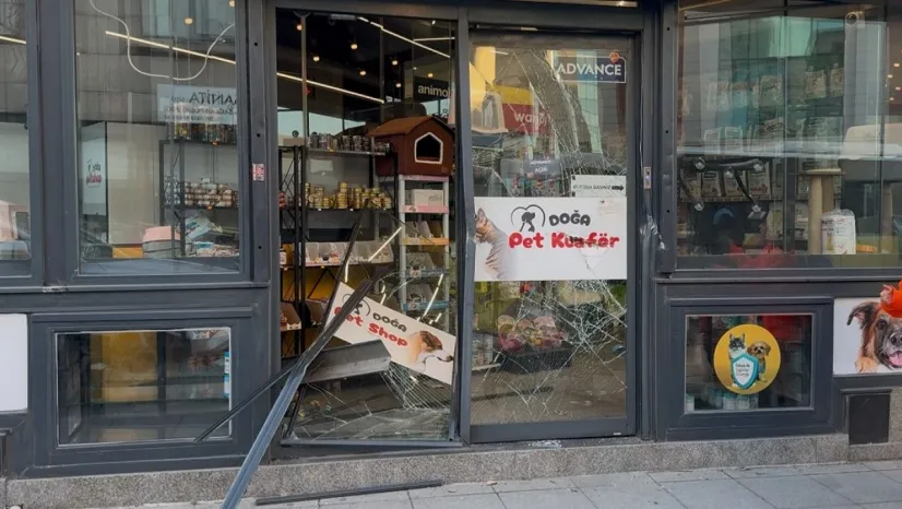 Şişli'de  ters yöne giren sürücü dehşet saçtı: 2 ölü, 5 yaralı