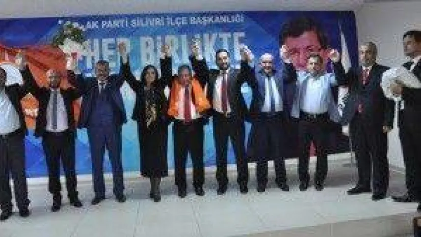 Topluca istifa edip AK Partiye geçtiler