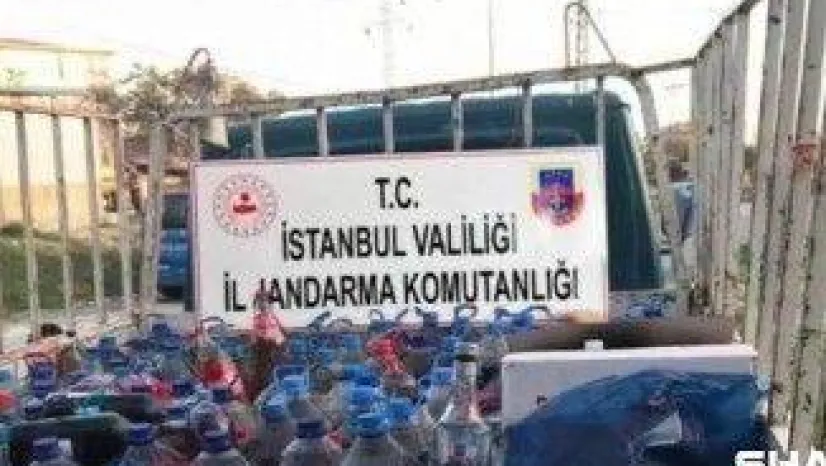 Sahte içki deposuna operasyon anı kamerada