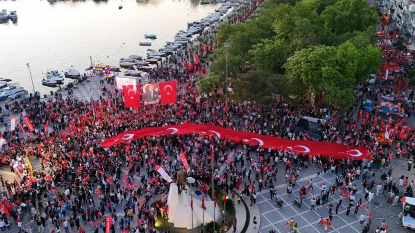 Başkan Balcıoğlu, Gençlik Yürüyüşüne katıldı