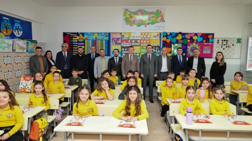 Silivri'de 36 bin öğrenci karne aldı, yarıyıl tatili başladı