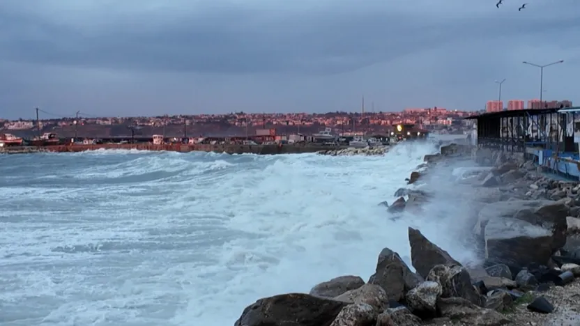 Silivri'de lodos etkili oluyor