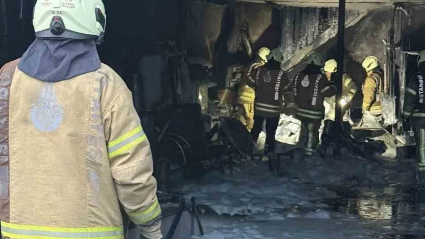 Silivri Sanayi Sitesi'nde yangın: Dikkatli çıraklar facianın önüne geçti