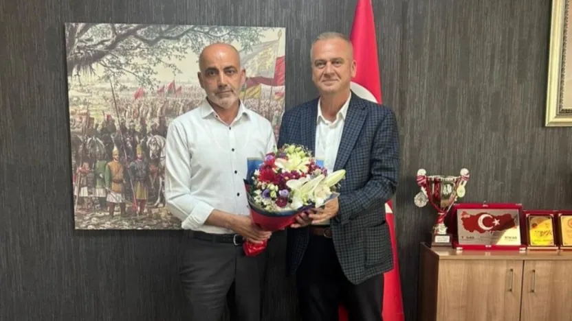 Silivrispor'dan Kurum Ziyaretleri: Serdar Şahin'den Esnaf Odası ve AK Parti İlçe Başkanlığı'na Ziyaret