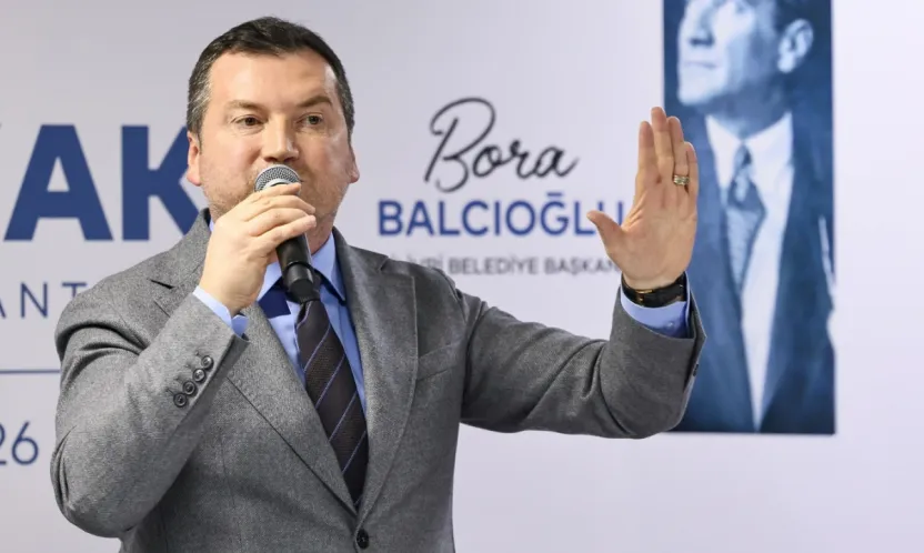 Başkan Balcıoğlu'ndan Gümüşyaka'da Net Mesaj: 'Bayrağımıza Uzanan Eller Kardeşliğimizi Zedeleyemez'